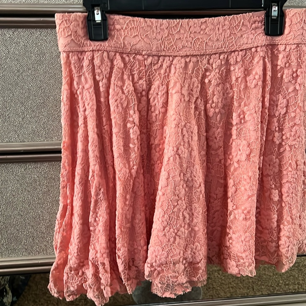 Hollister hi waisted skirt size large